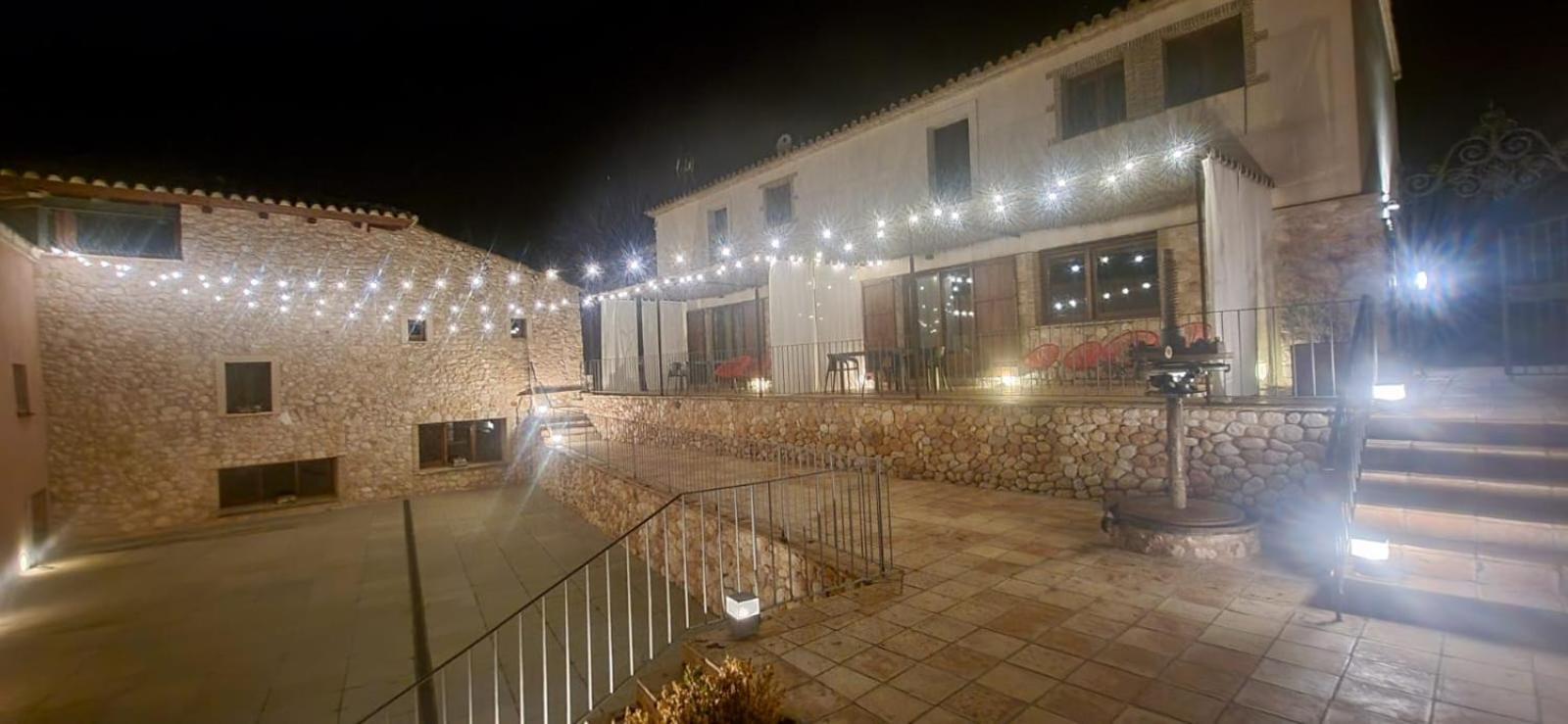 Casa Rural Masia Les Apieres El Pla de Manlleu Exterior photo